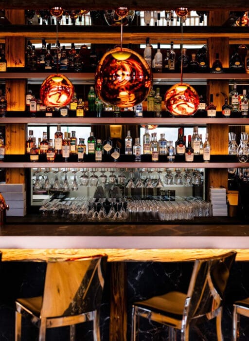 m lodge bar